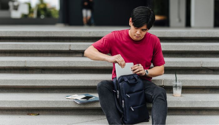 Packing a Laptop Backpack